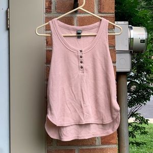 Ink tank top w button accents